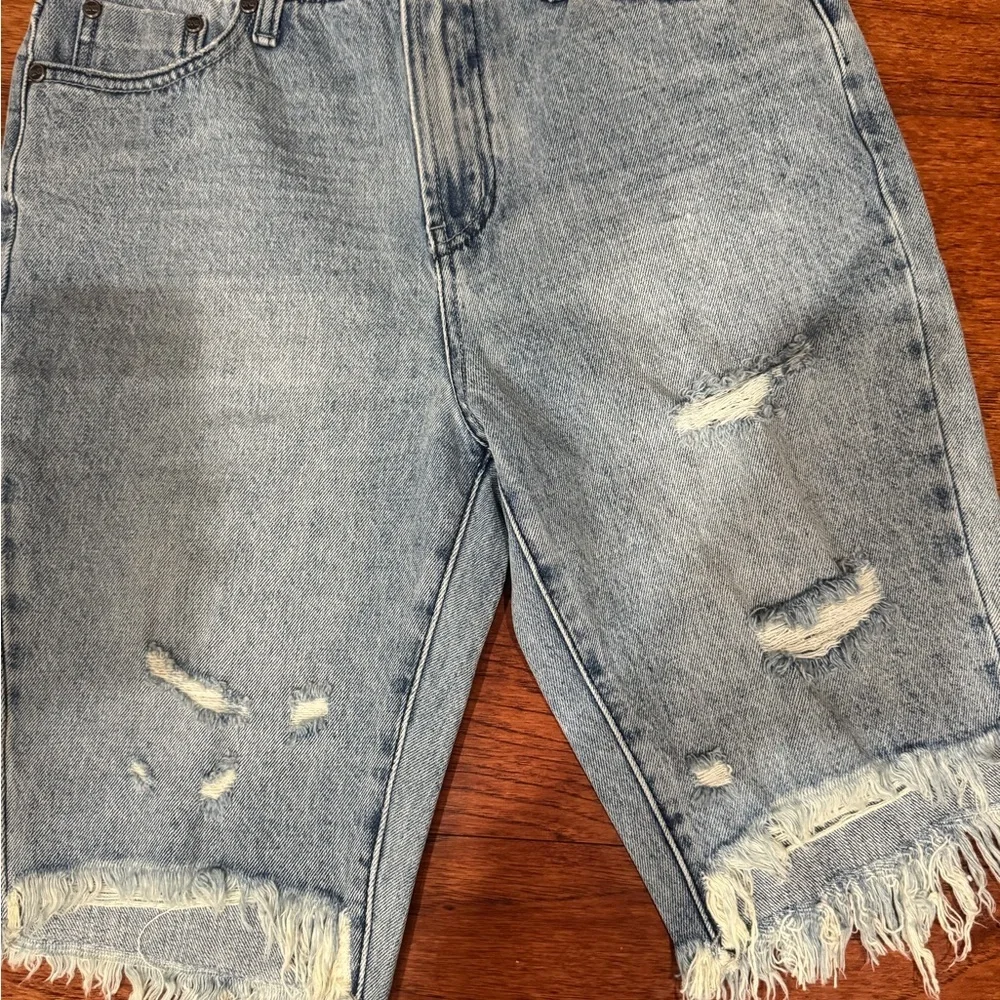 One Teaspoon Long Truckers Mid Waist Relaxed Denim Jorts - Salty Dog Size 26